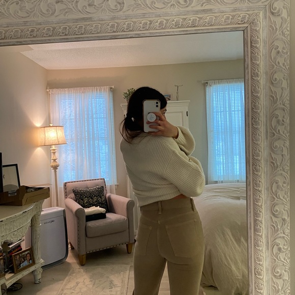 Beige / tan high waisted straight leg jeans - Picture 5 of 10